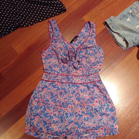 Shirts - Picture 2 of 3